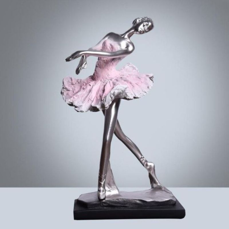 Statue femme silhouette courbée – Image 2