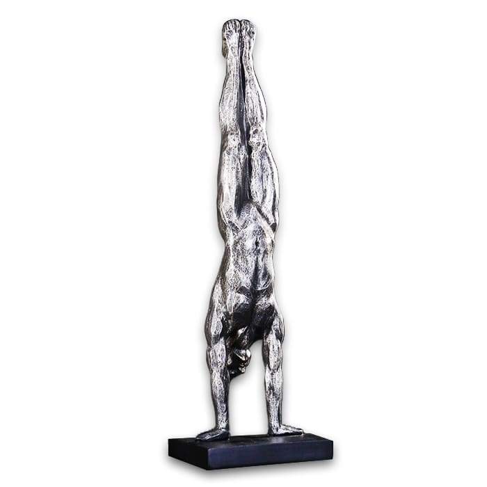 Statue homme l'artiste de la balance