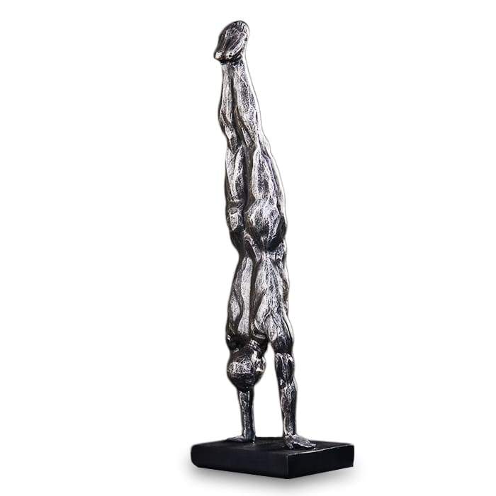 Statue homme l'artiste de la balance – Image 2